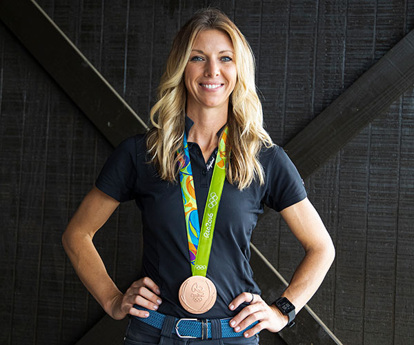 laura graves medal